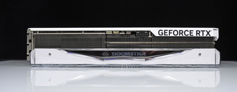 9800X3D 封神了！最强游戏 CPU 名不虚传！