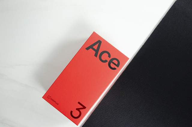 旗舰手机中的“钉子户”，一加Ace 3评测，真正无短板的“水桶机”