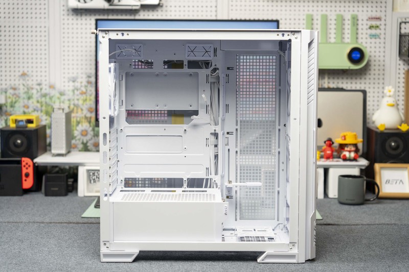 微星MPG VELOX 300R AIRFLOW PZ机箱评测：性能与美学的完美融合