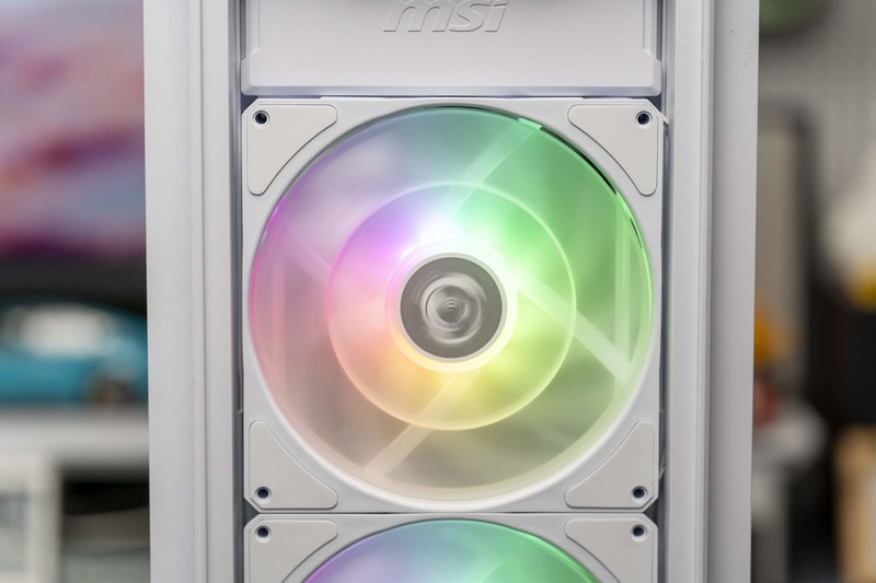 微星MPG VELOX 300R AIRFLOW PZ机箱评测：性能与美学的完美融合