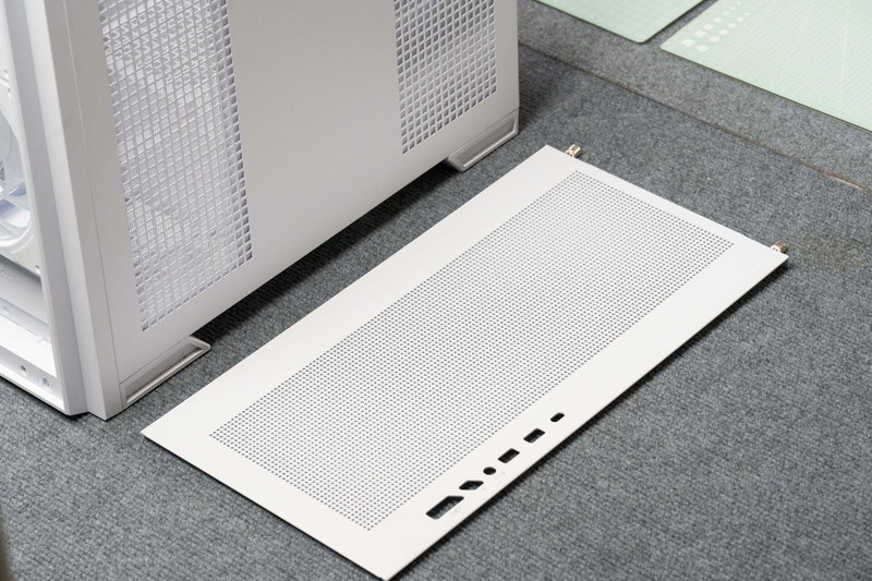 微星MPG VELOX 300R AIRFLOW PZ机箱评测：性能与美学的完美融合