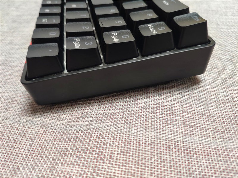 69键、支持DIY、带小数字键、走到哪带到哪的三模机械键盘