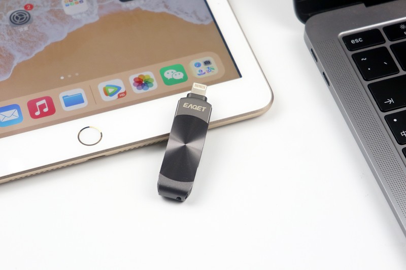 内存告急？苹果用户看过来！——忆捷（EAGET）苹果U盘i66体验