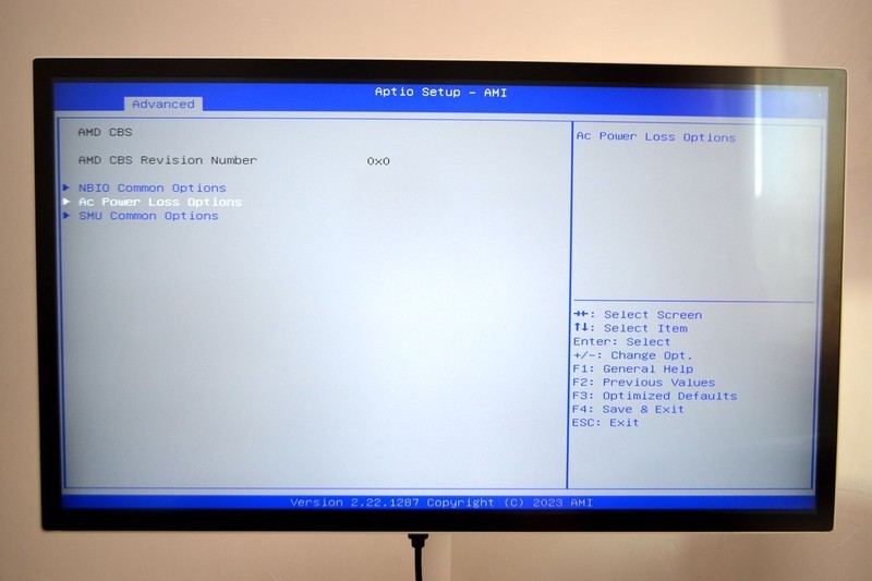 春节加班不用慌!30多买个小插座，实现电脑远程开关机，控制桌面