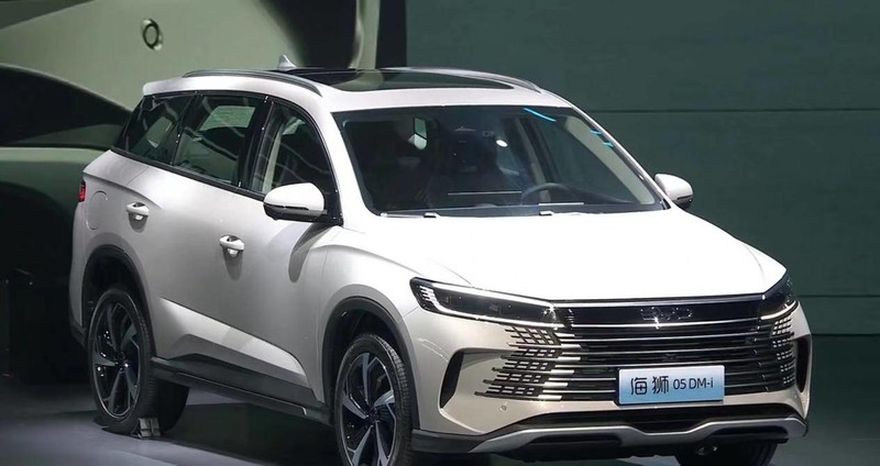 比亚迪海狮05DM-i与第二代宋Pro DM-i携第五代DM技术亮相，引领新能源潮流