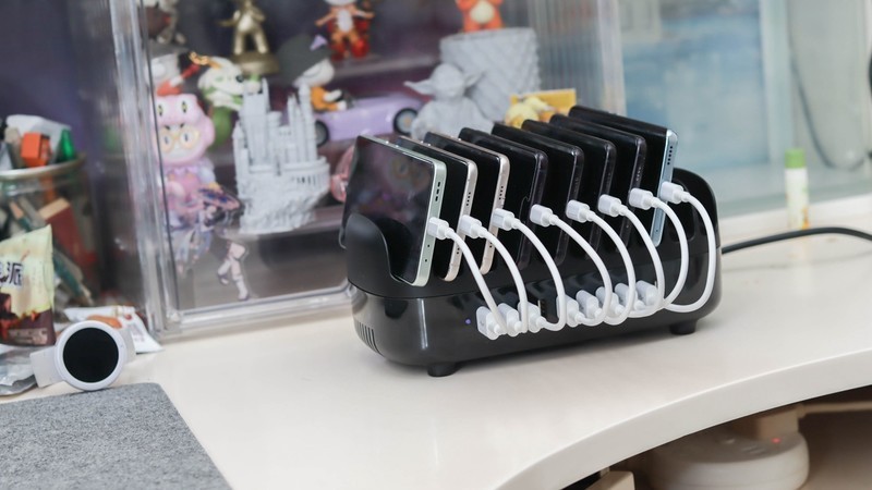 工作室首选多口充电器，10口USB+120W大功率，告别线材蜘蛛网！