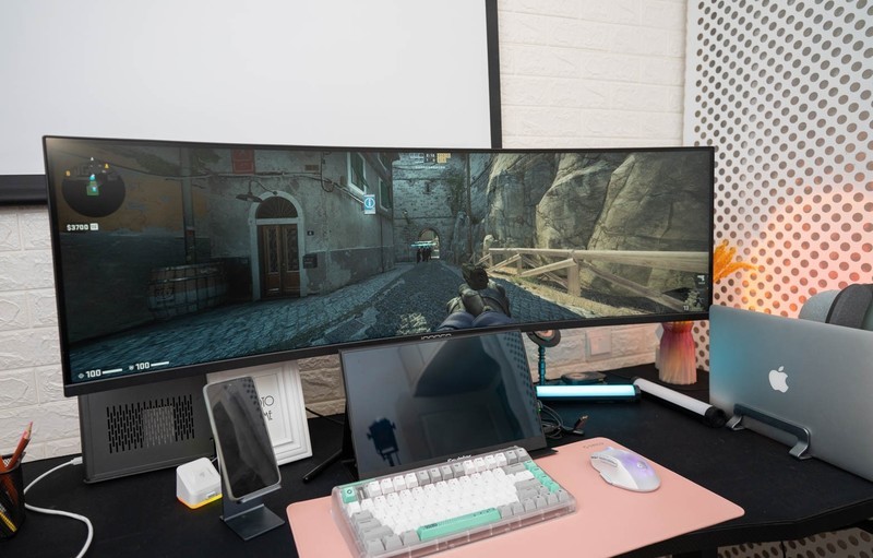 好家伙！49英寸显示器不到四千，小米都不敢这么卷！