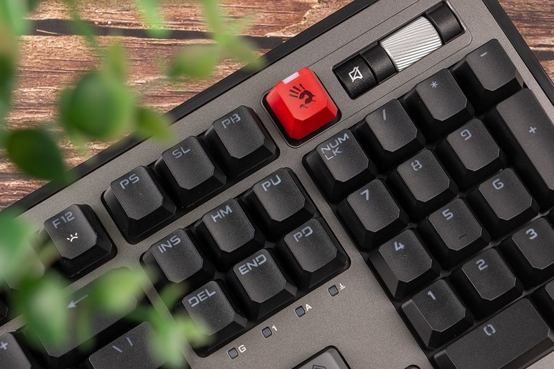 光轴初体验，双飞燕血手幽灵B980机械键盘上手实测