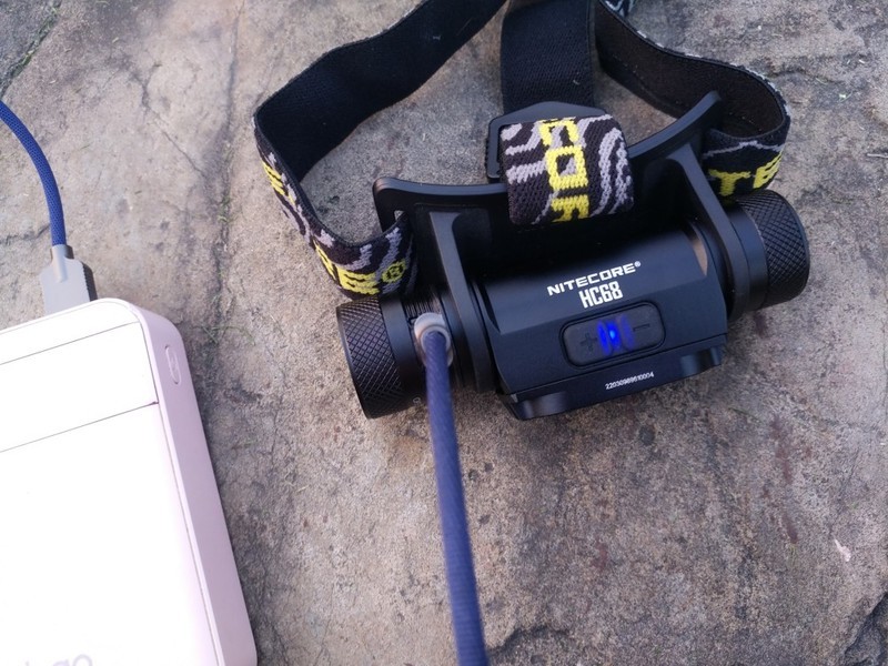 电子调焦精准照亮黑夜，奈特科尔HC68双光源头灯体验