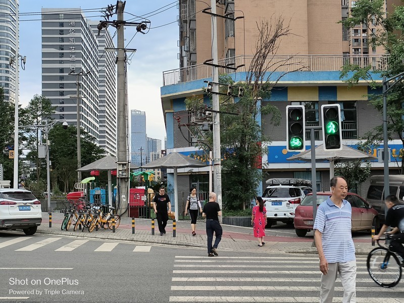 一加Ace竞速版体验：2K手机价位中的全能手