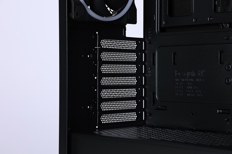 炫酷ARGB和高效静音兼备，德静界PURE BASE 500 FX中塔机箱推荐