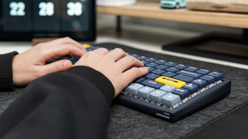 “小”而“美”，桌面颜值好物，杜伽Hi Keys双模机械键盘