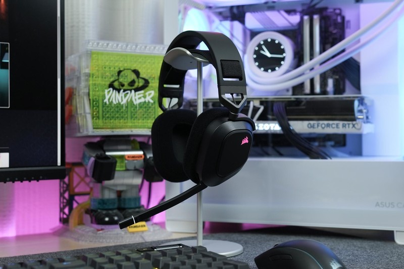 克服无线外设的致命短板，美商海盗船HS80 RGB无线游戏耳机评测