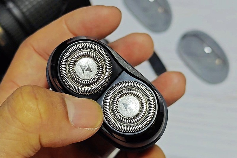 来自中年大叔的剃须实测，未野迷你剃须刀超长续航舒适体验