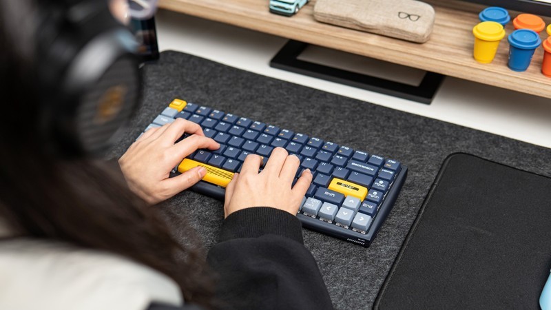 “小”而“美”，桌面颜值好物，杜伽Hi Keys双模机械键盘