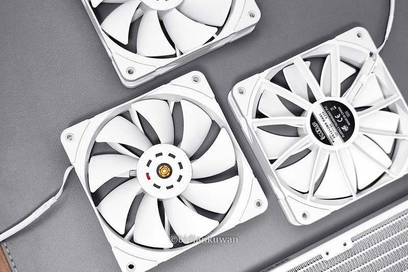 水冷不给力别发愁，升级超频三PD360散热，AMD锐龙5900x稳降10度