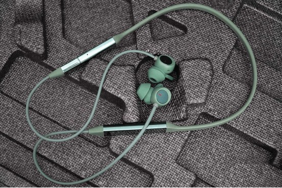 跑步戴什么耳机比较好？跑步必不可缺的跑步耳机推荐