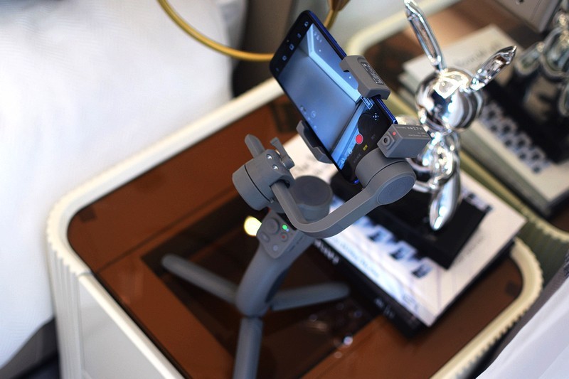 让你的手机拍摄更稳更出片逗映Capture 5云台帮你搞定个人Vlog大片