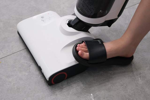 曾对洗地机失望透顶，直到遇到它之后有了改观，石头A10确实有料