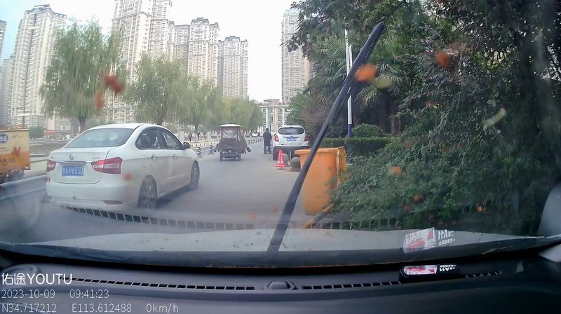 为什么现在不装记录仪要装防撞仪？佑途C2L开箱测评