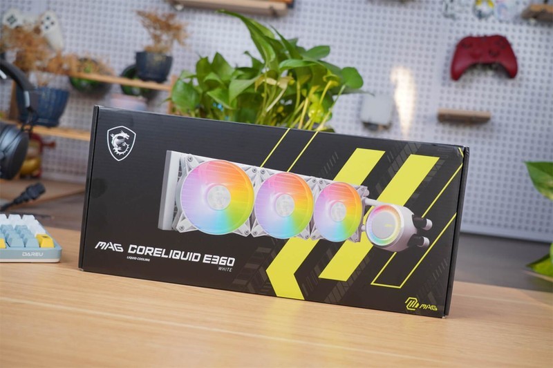 寒冰之美，冷酷到底——微星寒冰E360白色限定版散热器来袭！