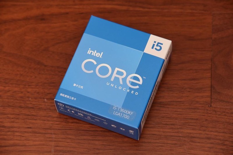 大容量，高频率，48G宏碁掠夺者Hermes冰刃轻松实现8400MHz ！