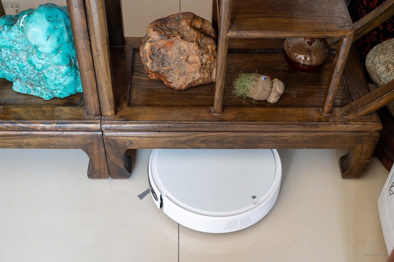 毛孩子专属的扫地机，净毛吸尘都在行，浦瑞克N8Plus宠物净毛宝上手