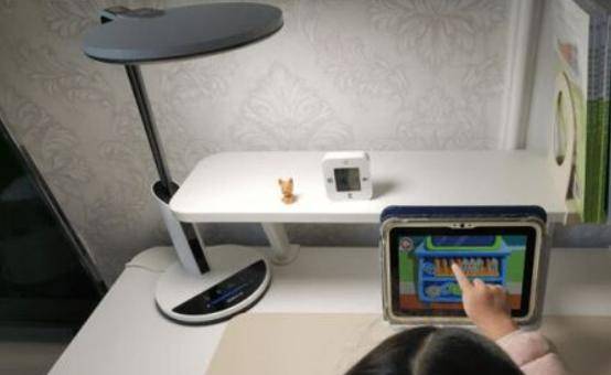 哪个牌子的护眼台灯好？护眼台灯十大排名新鲜出炉！