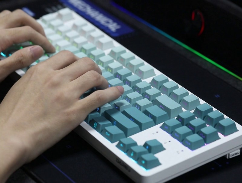 国内外设天花板，达尔优A980 PRO MAX和EK87pro键盘实测