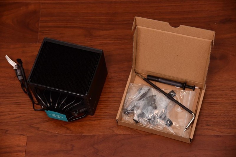 大容量，高频率，48G宏碁掠夺者Hermes冰刃轻松实现8400MHz ！