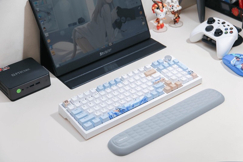 玄熊猫PD98机械键盘评测：良心用料，Z世代潮玩IP设计出众