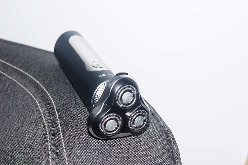 未野MAX剃须刀 13000转超高转速，净须无压力，引领剃须新潮流