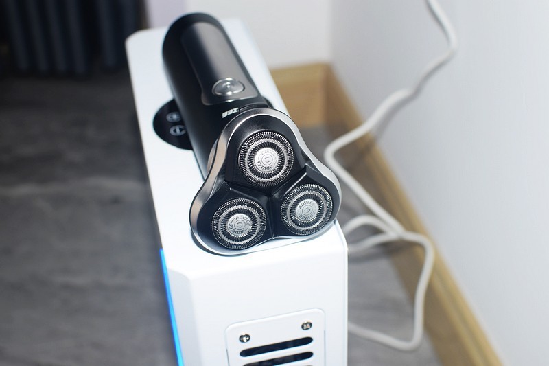 未野MAX剃须刀 13000转超高转速，净须无压力，引领剃须新潮流