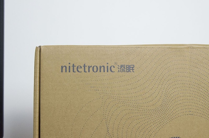 热得睡不着？入手添眠水气浮力枕来解决入睡困难的难题