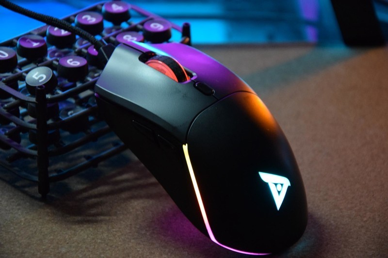 桌面升级改造：入坑七彩RGB光效污染，钛度TSG708先锋者测评