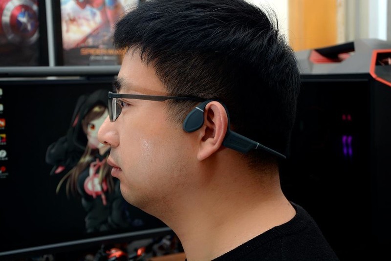 骨传导加持、运动伴侣，创新Outlier Free蓝牙耳机开箱