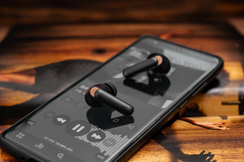 耳机革命 | 创新AURVANA ACE：xMEMS固态全硅发声单元，突破音质瓶颈