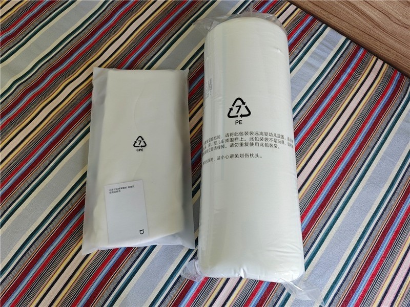 米家记忆棉深睡枕，双面享受，让美梦触手可及！