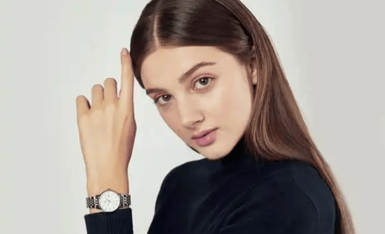 520情 人节送伴侣什么礼物好？这十种送女朋友礼物，她肯定喜欢