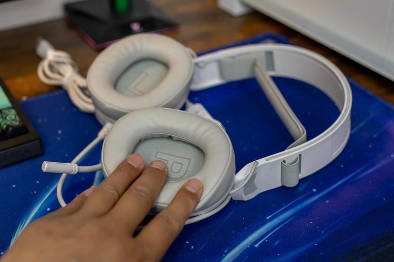 百元级电竞耳机天花板，联想拯救者有线电竞耳机R360评测