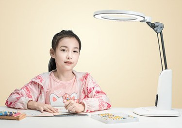 儿童护眼灯排行榜：2025年十大专业护眼灯品牌深度解析