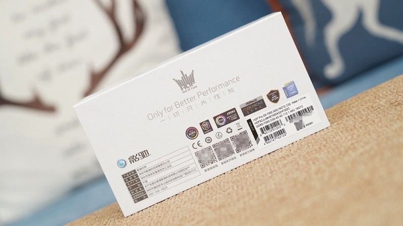 颜值性能我全都要，影驰金属大师5080评测&白色海景房主机分享