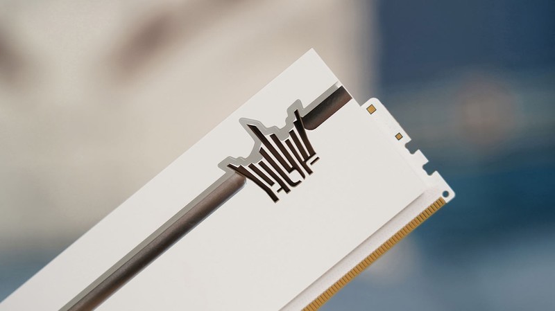 颜值性能我全都要，影驰金属大师5080评测&白色海景房主机分享