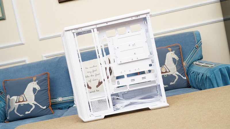 颜值性能我全都要，影驰金属大师5080评测&白色海景房主机分享