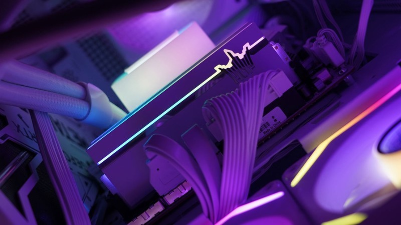 颜值性能我全都要，影驰金属大师5080评测&白色海景房主机分享