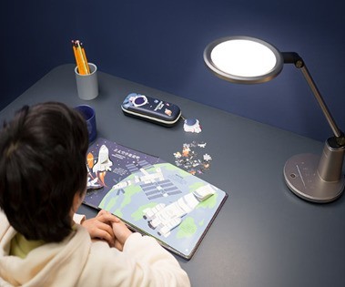 儿童护眼灯排行榜：2025年十大专业护眼灯品牌深度解析