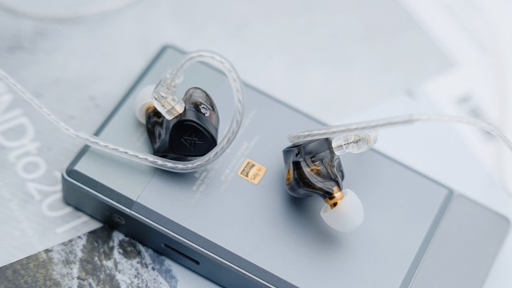 KZ-ZEXpro静电三单元耳机评测：物超所值 体验平民法拉利