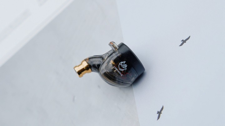 KZ-ZEXpro静电三单元耳机评测：物超所值 体验平民法拉利