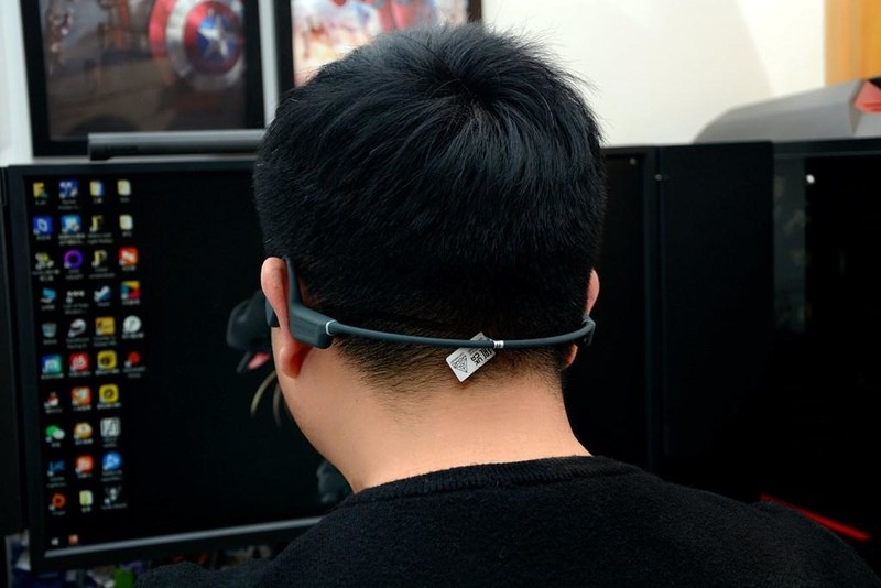 骨传导加持、运动伴侣，创新Outlier Free蓝牙耳机开箱