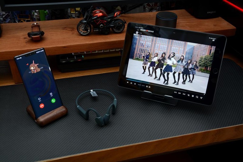 骨传导加持、运动伴侣，创新Outlier Free蓝牙耳机开箱